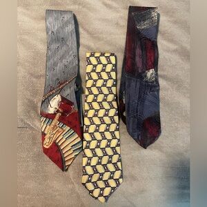 Lot of 3 men ties
